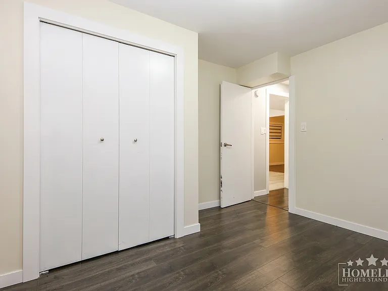 6532 Dayton Dr #BASEMENT — Photo 10