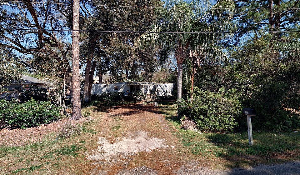 1st image of 1433 Robin Hood Dr