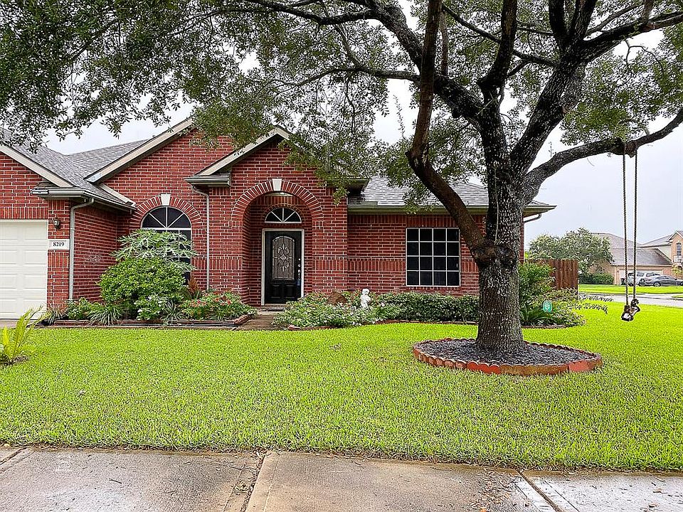 1st image of 8219 Cliffshire Ct