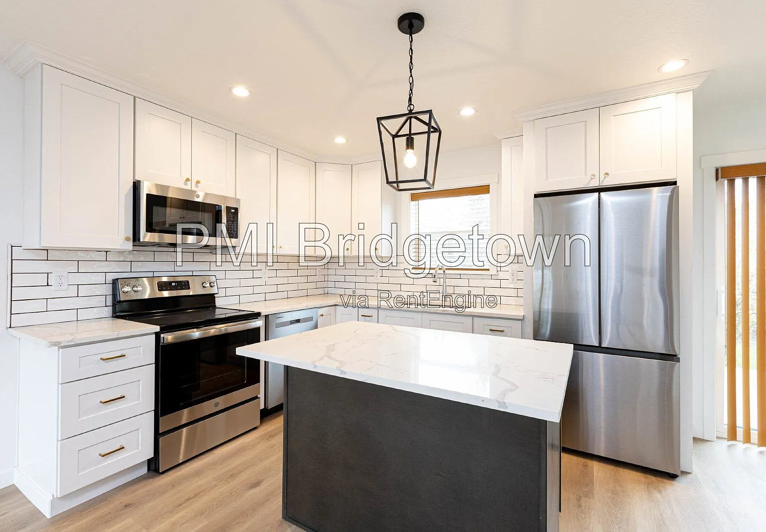 3 bed, 2.0 bath, 1550 sqft, $2,695 — Photo 1