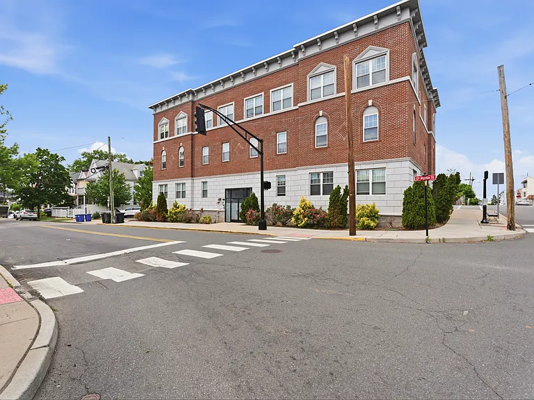 7 Myrtle St — Photo 10