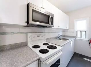 190 Major St #1A, Toronto, ON M5S2L3