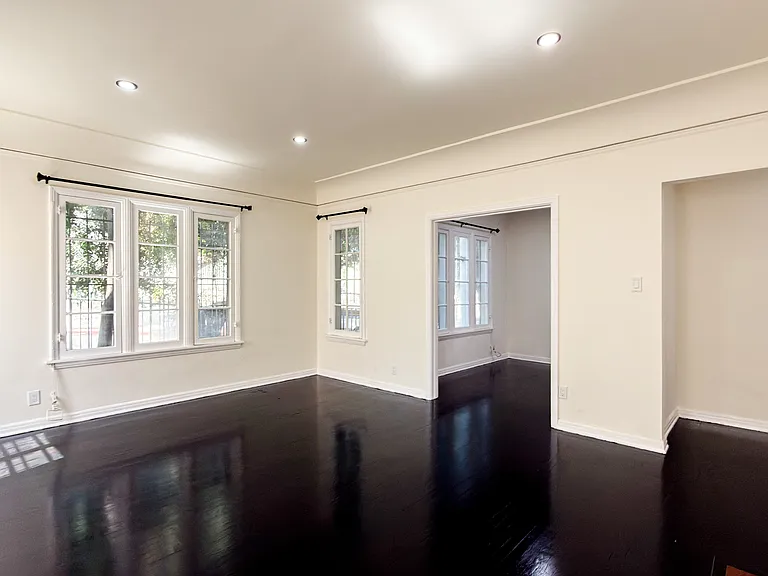 201 S Alexandria Ave #103 — Photo 7