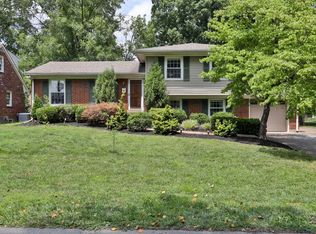 9115 Pine Lake Dr, Louisville, KY 40220