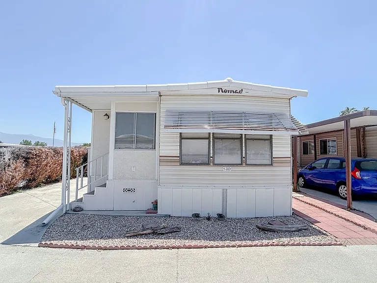 1389 Sierra Dr — Photo 2