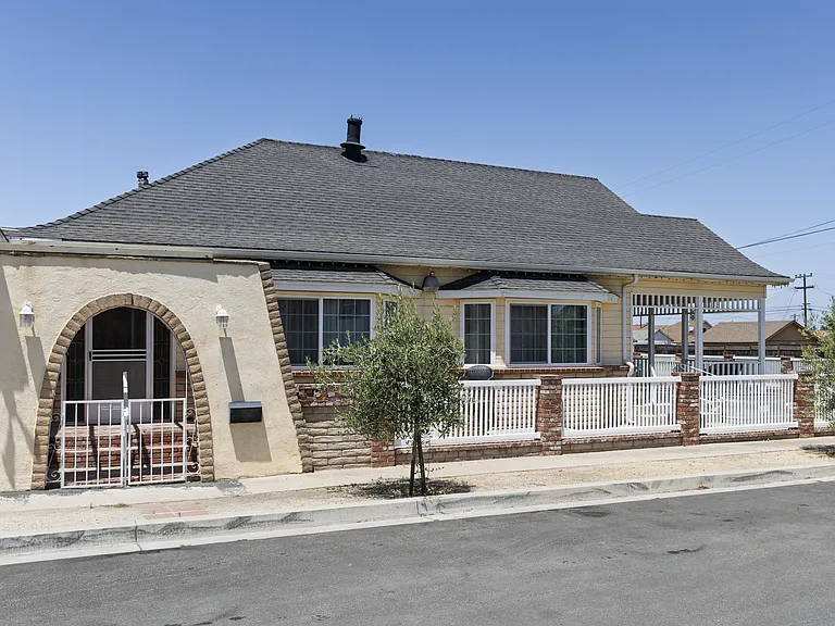 150 Pinal Ave #A — Photo 22