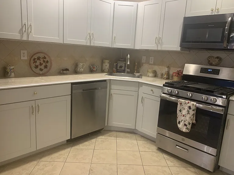 227 Lindsey Ct #1 — Photo 19