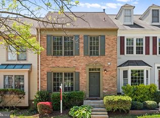 8733 Stone Hill Pl, Springfield, VA 22153