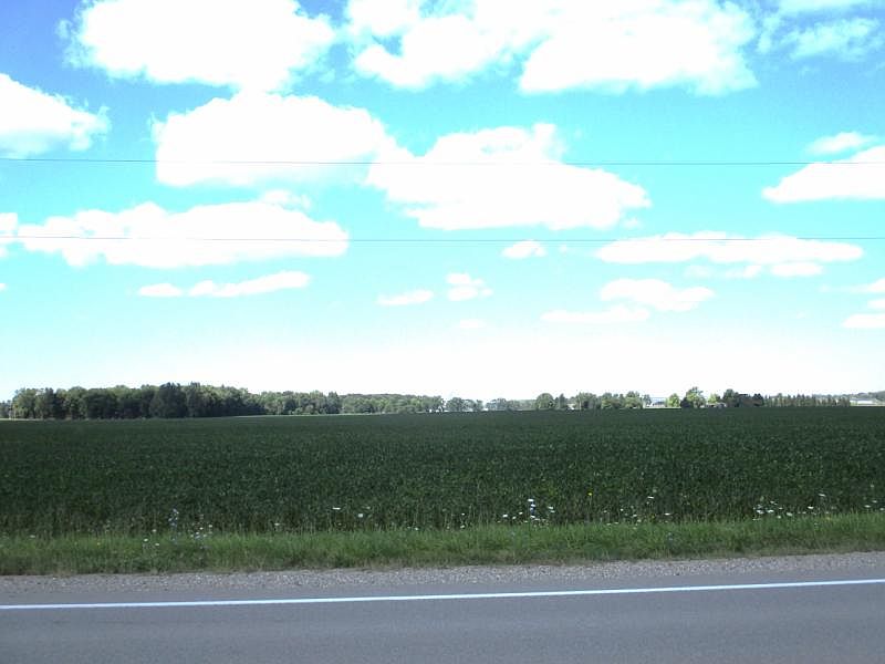 2nd image of 2 W Sanilac Rd