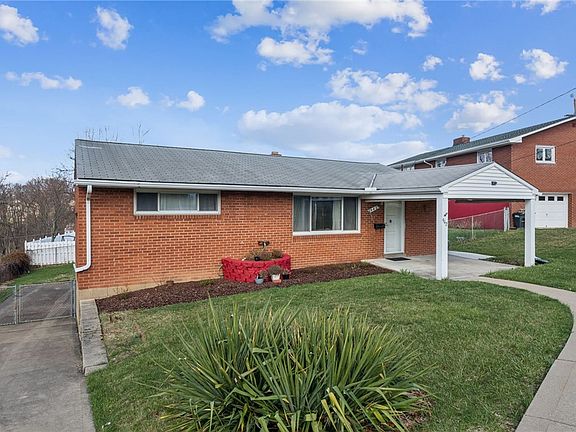 3rd image of 942 Shadycrest Rd