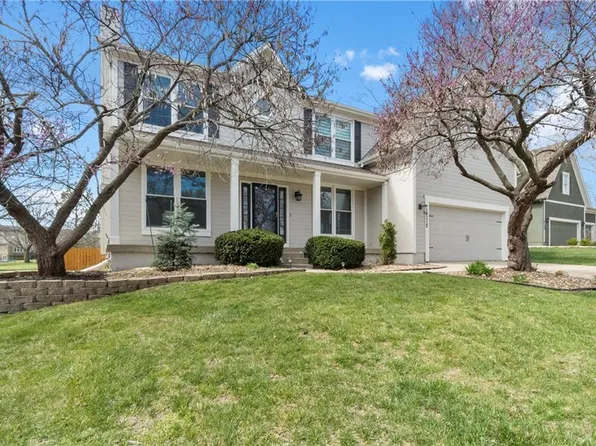 14112 Haskins St, Overland Park, KS 66221