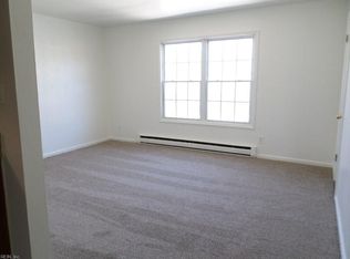 912 Rowland Ave APT D, Chesapeake, VA 23324