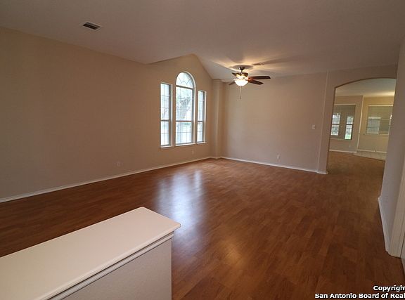 5th image of 4501 Brush Creek Dr