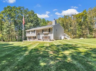 21 Greenbriar Rd, Oxford, CT 06478