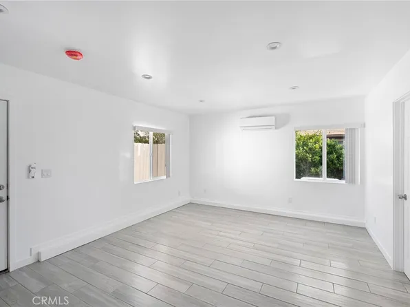 2926 Fairmount Ave #1/4, La Crescenta, CA 91214