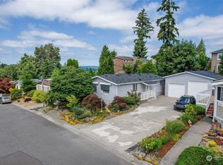 12606 NE 199th St, Bothell, WA 98011