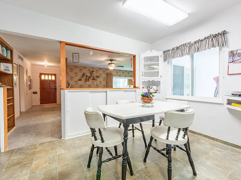 3105 Barnett St — Photo 17