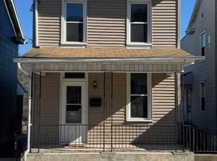 1227 Pulaski Ave, Coal Township, PA