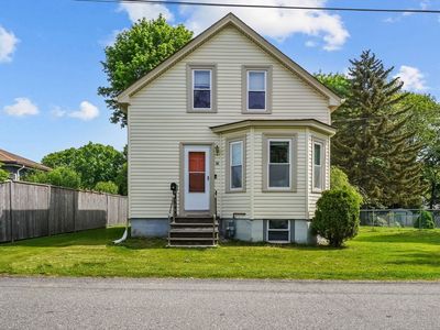 90 Briggs Ave, Somerset, MA, 02725