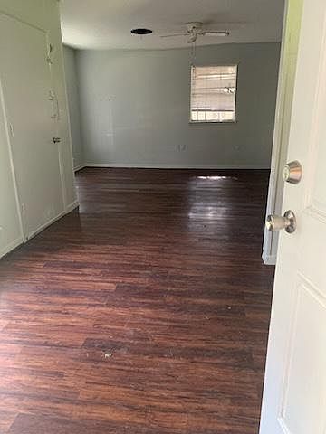 2nd image of 1227 Cherbourg St