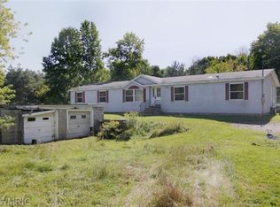 4407 E Orchard St, Delton, MI 49046