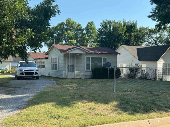2306 E Oak Ave, Enid, OK 73701
