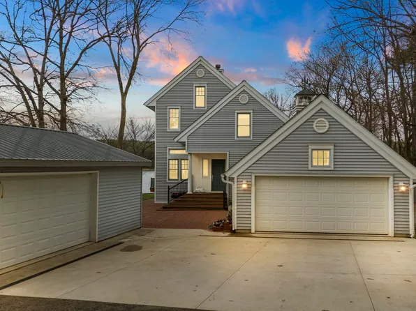 655 Lane 100a Pine Canyon Lk, Angola, IN 46703