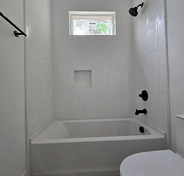 2710 Coronet Way — Photo 11