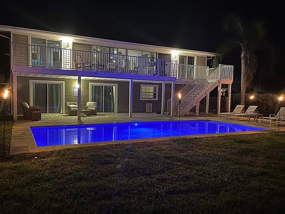 3rd image of 1187 Sand Castle Rd