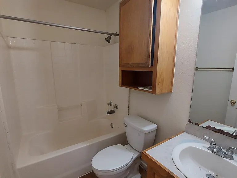 407 Avenue S — Photo 5