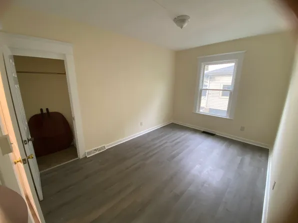 (undisclosed Address), Syracuse, NY 13208