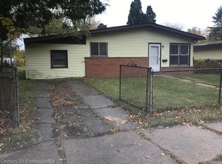105 N Astor St, Pontiac, MI 48342