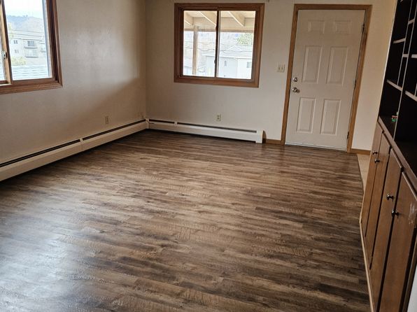 3812 Canyon Lake Dr APT 2