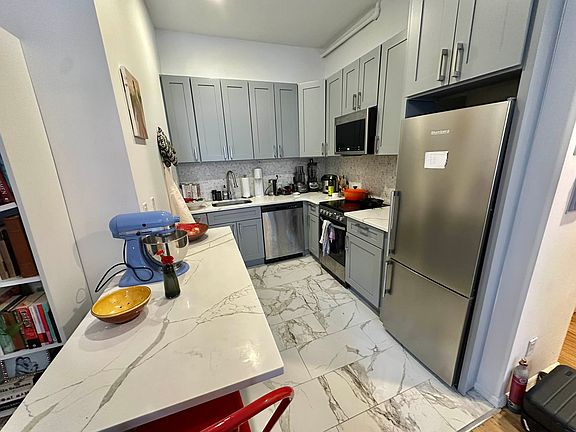 4th image of 35 W 16th St #7