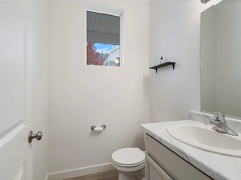 1546 W Parkview Dr — Photo 11
