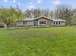 611 Mount Snowdon Rd, Wales, WI 53183