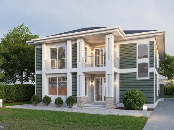 132 N Early St, Alexandria, VA 22304