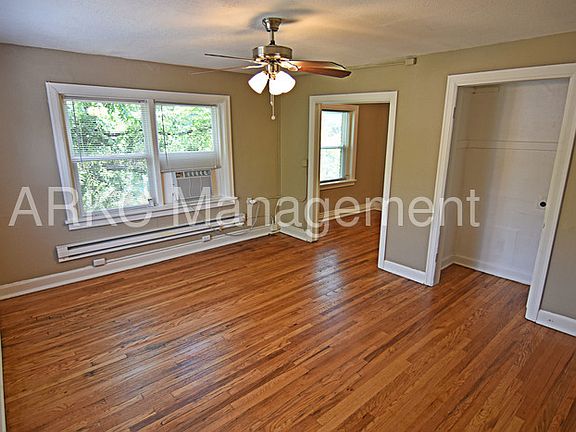 5th image of 3734 Warwick Blvd APT 101