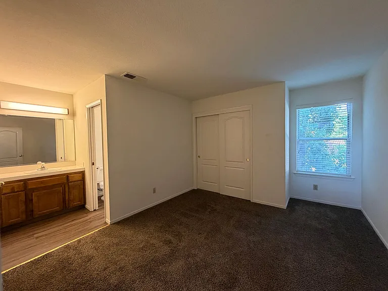1893 E Deyoung Dr — Photo 18