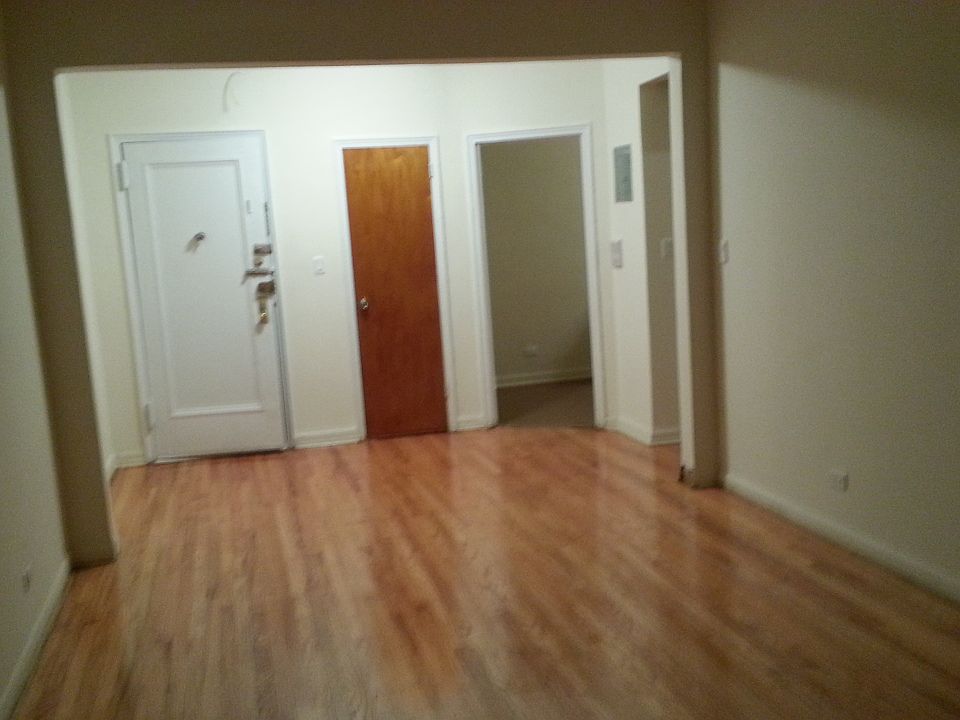 1st image of 4052 75th St APT 4G