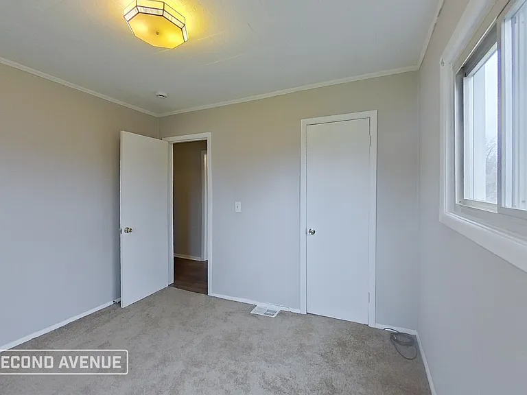 1635 Bronson Rd — Photo 13