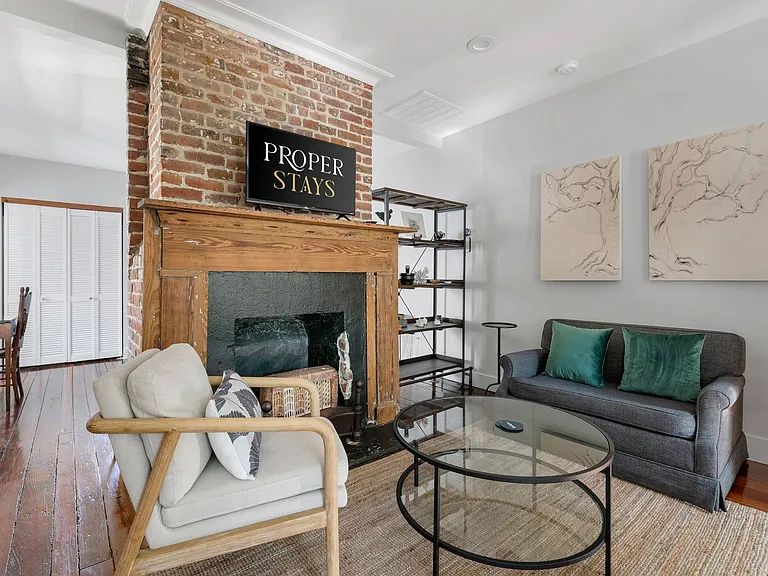 18 Bogard St #B — Photo 7