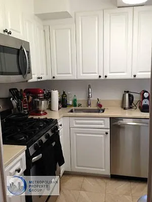 Rented by Metropolitan Property Group | media 13