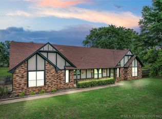 16921 E 80th St N, Owasso, OK 74055