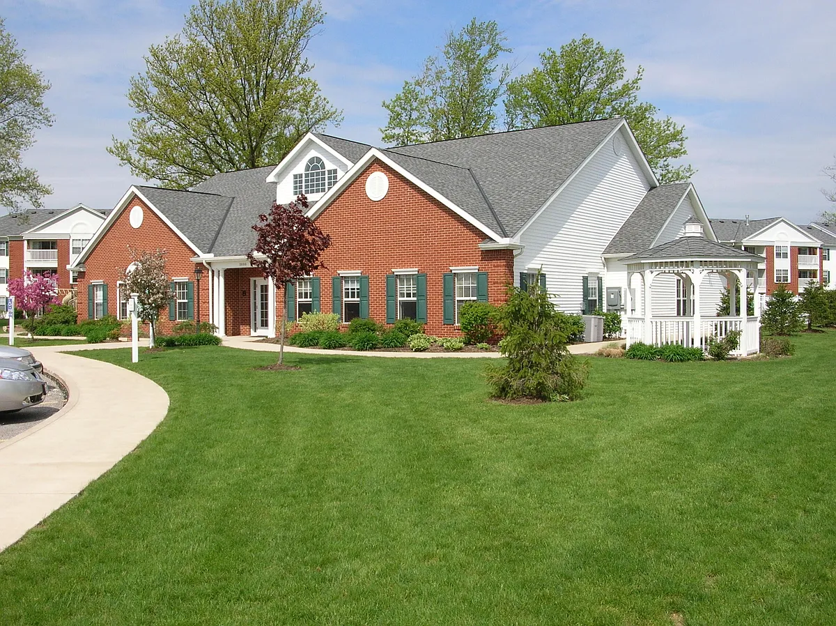 Building Photo - Evergreen Farms