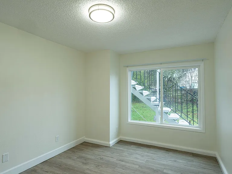 18720 SE Langensand Rd #B — Photo 43
