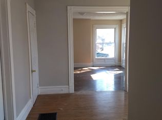 1025 Douglas St NW #1, Grand Rapids, MI 49504