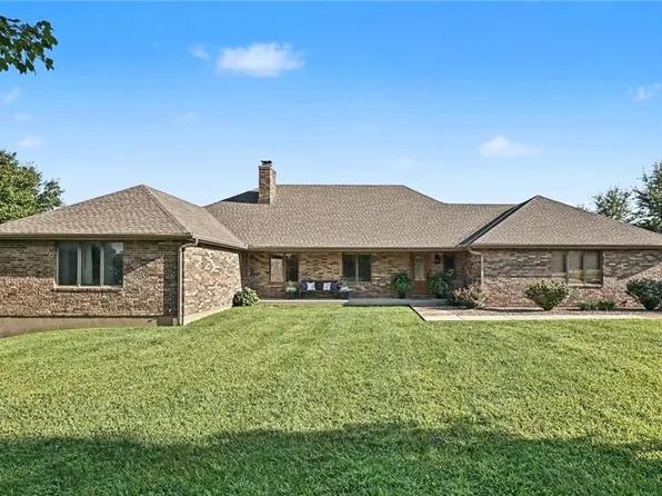 122 Broken Bridge Ln, Platte City, MO 64079