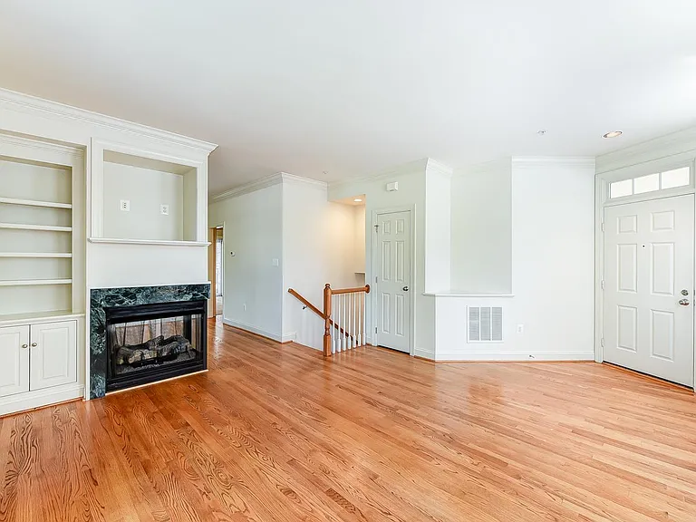 3426 Wilson Blvd — Photo 10