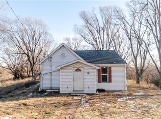 5723 Trego Rd, Atchison, KS 66002